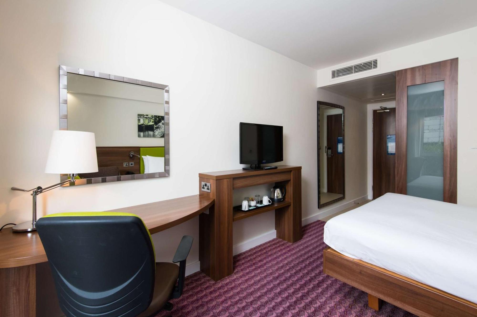 Hampton By Hilton Birmingham Jewellery Quarter Hotel Exterior photo